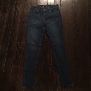 Levi’s 710 Super Skinny Women’s size 6